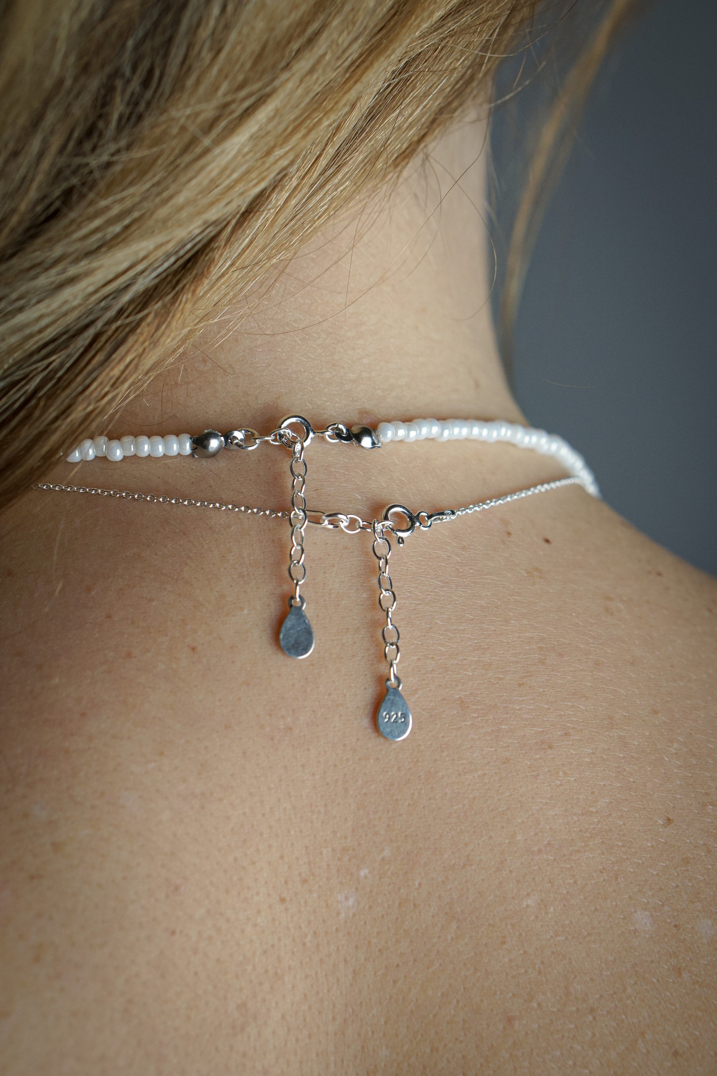 Choker Perlenkette MERMAID - MoonGypsea Verschluss fotografiert