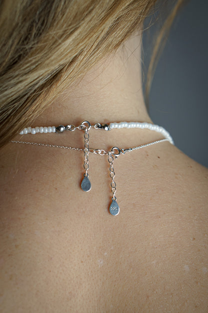 Choker Perlenkette MERMAID - MoonGypsea Verschluss fotografiert